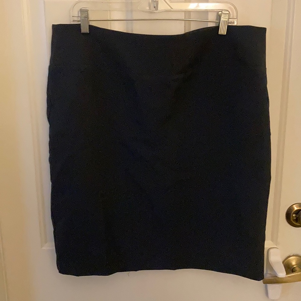 Alfani navy blue skirt
